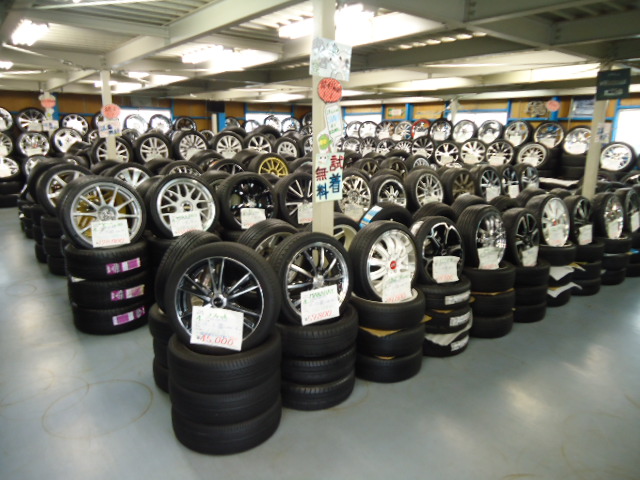 持ち込み中古タイヤ交換 アルミホイール入れ替え 激安